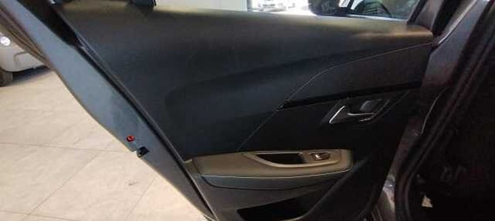 Peugeot 208 usata a Viterbo (8)