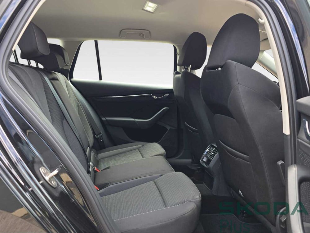 Skoda Octavia Station Wagon usata a Siena (14)