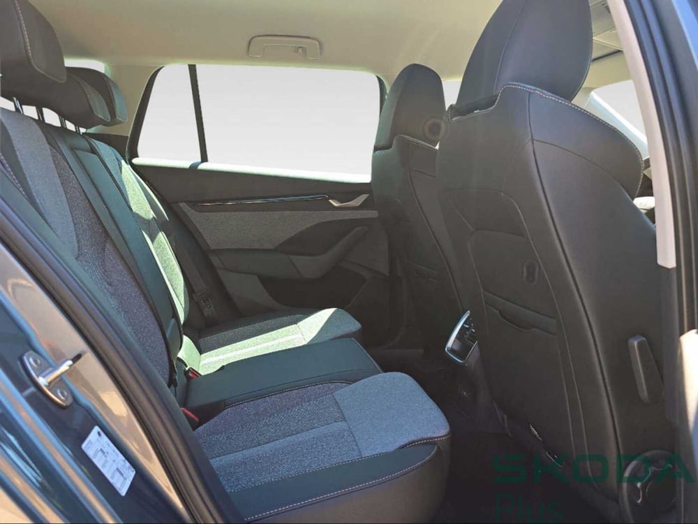 Skoda Octavia Station Wagon nuova a Siena (14)