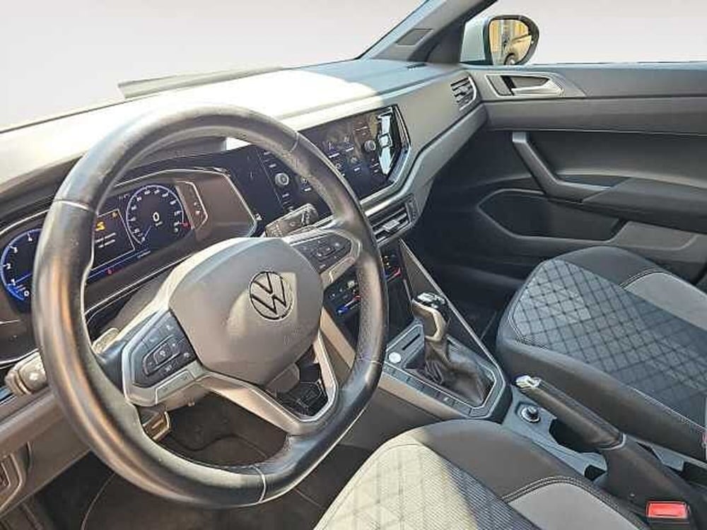 Volkswagen Taigo usata a Lecco (12)