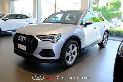 Audi Q3 35 TFSI Business Advanced del 2024 usata a Varese