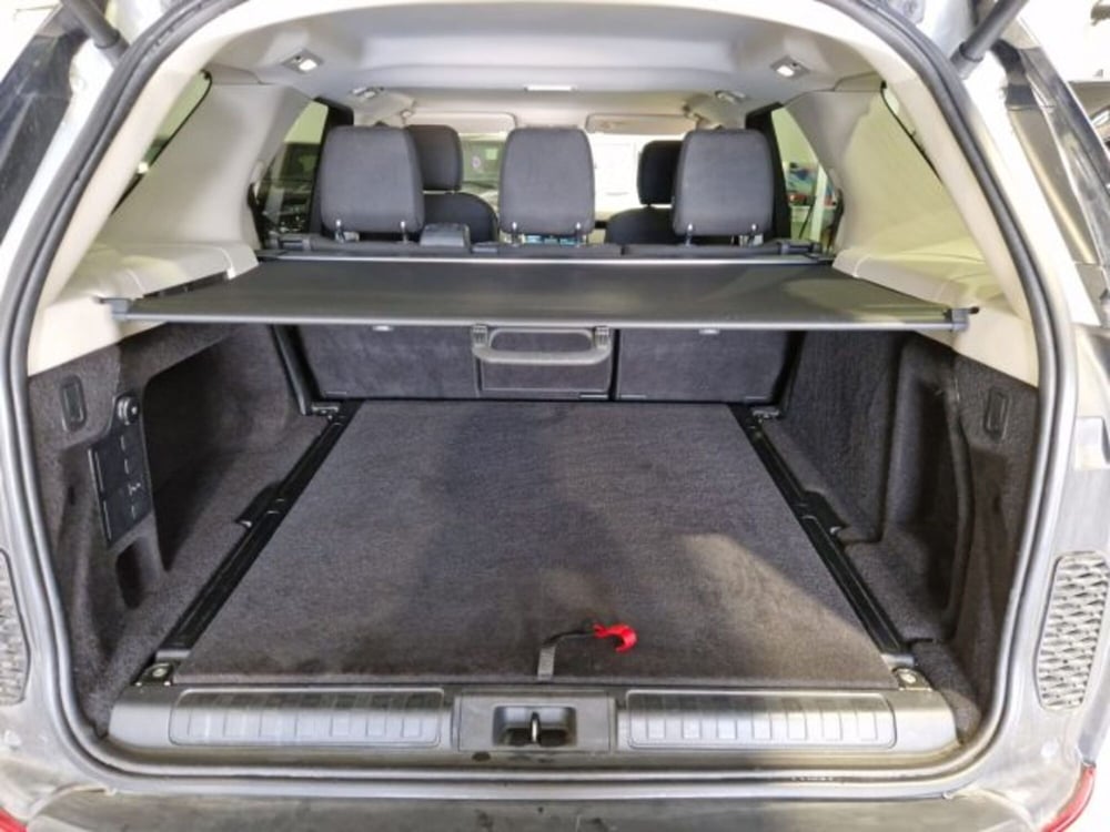 Land Rover Discovery usata a Livorno (17)