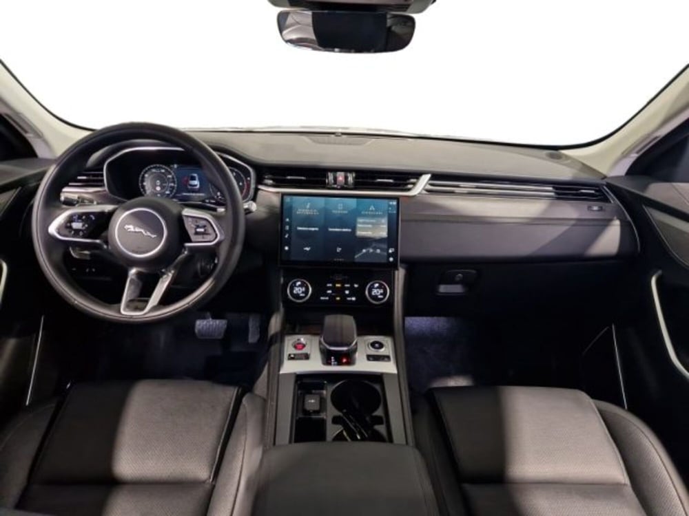 Jaguar F-Pace usata a Livorno (4)