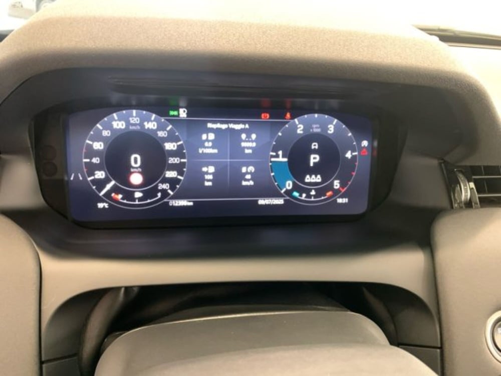 Land Rover Discovery Sport usata a Livorno (10)