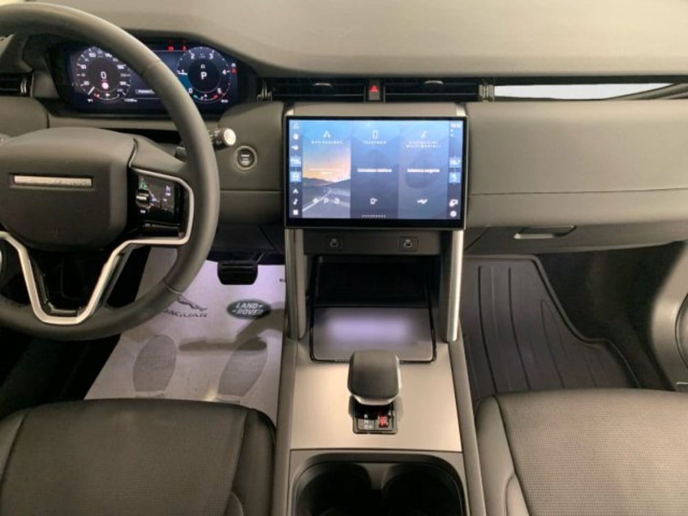 Land Rover Discovery Sport usata a Livorno (13)