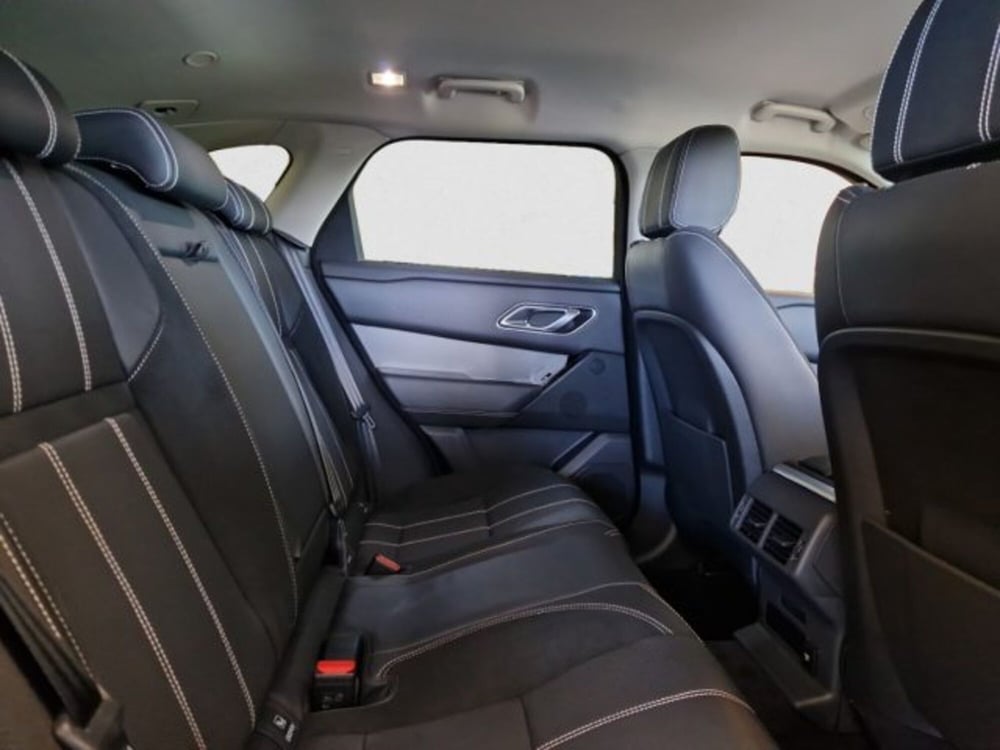 Land Rover Range Rover Velar usata a Livorno (5)