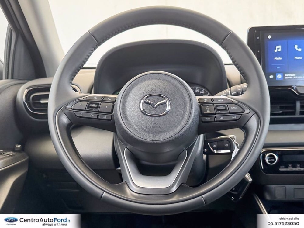 Mazda Mazda2 Hybrid nuova a Roma (18)