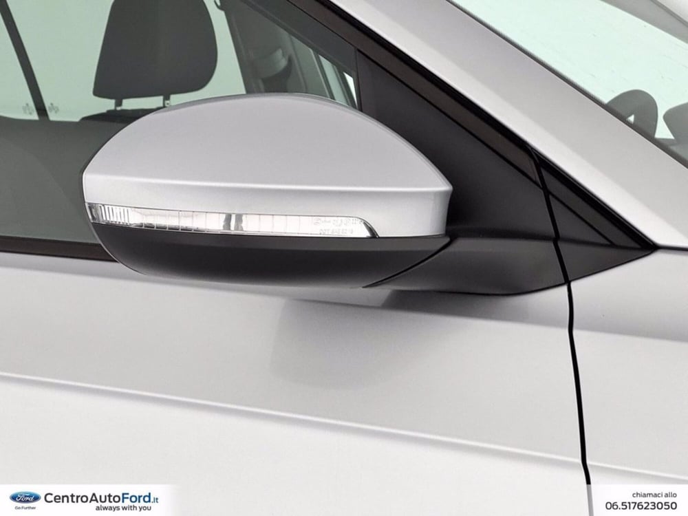 Volkswagen T-Cross nuova a Roma (15)