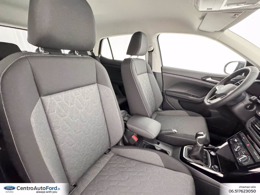 Volkswagen T-Cross nuova a Roma (7)