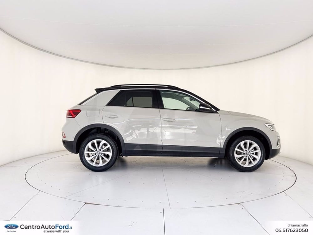 Volkswagen T-Roc nuova a Roma (5)