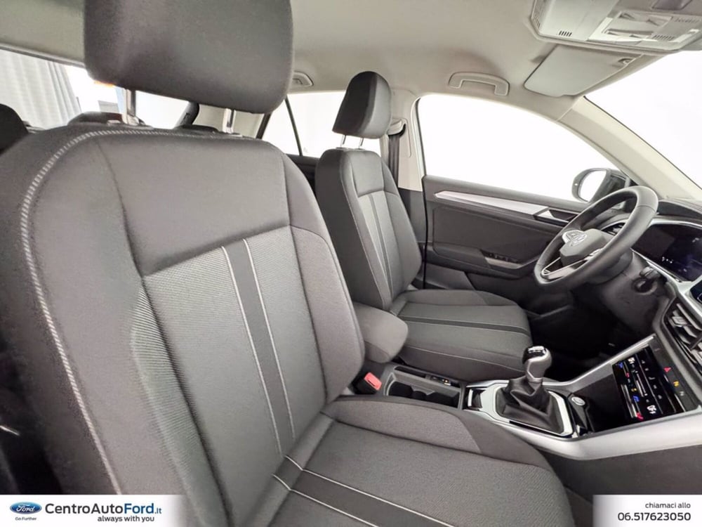 Volkswagen T-Roc nuova a Roma (7)