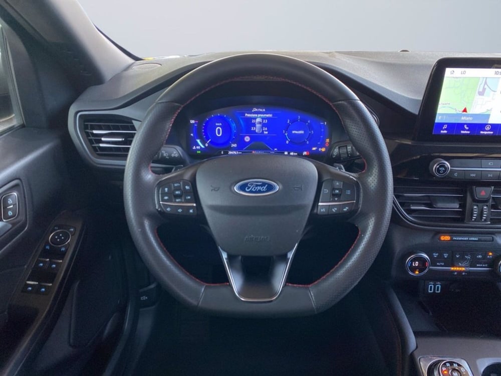 Ford Kuga usata a Milano (13)