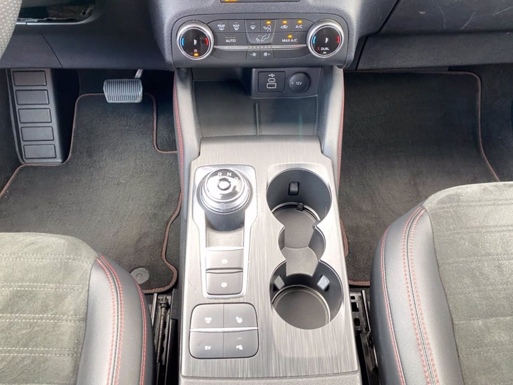 Ford Kuga usata a Milano (15)