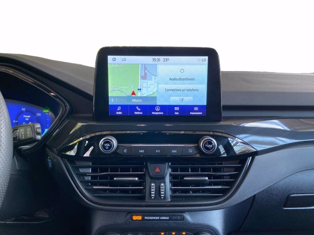 Ford Kuga usata a Milano (14)