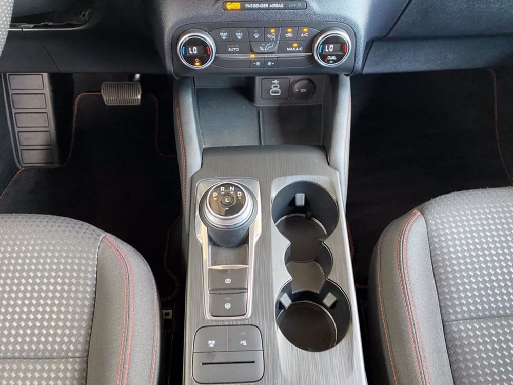 Ford Kuga usata a Milano (15)