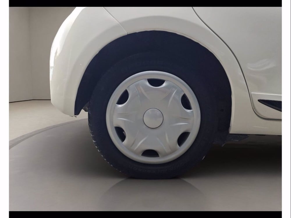 Toyota Yaris usata a Catania (19)