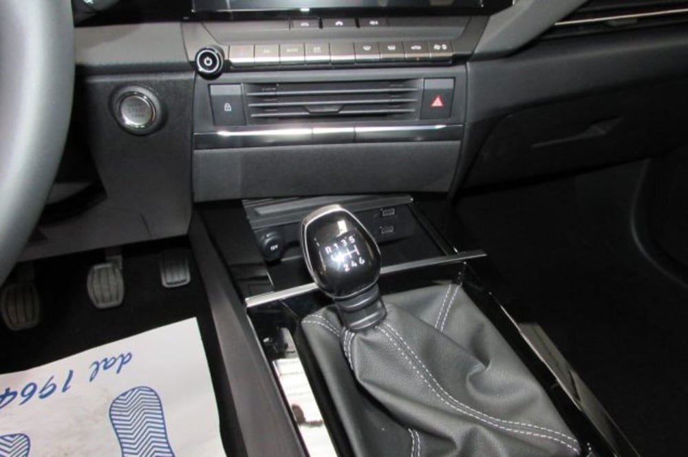 Opel Astra nuova a Milano (9)