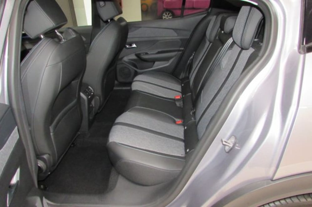 Peugeot 408 usata a Milano (13)