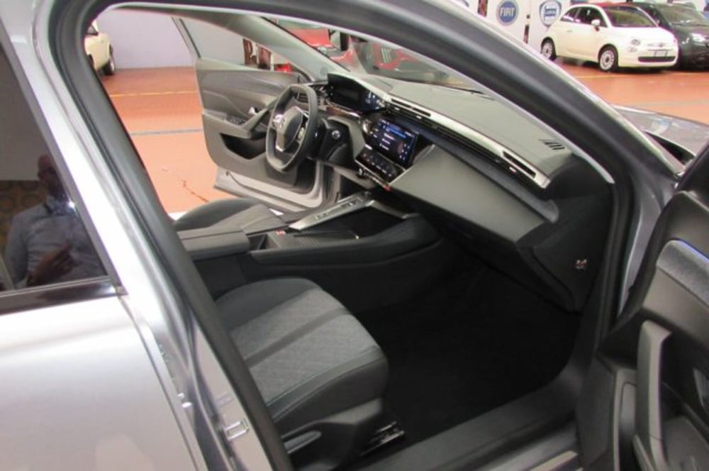 Peugeot 408 usata a Milano (16)