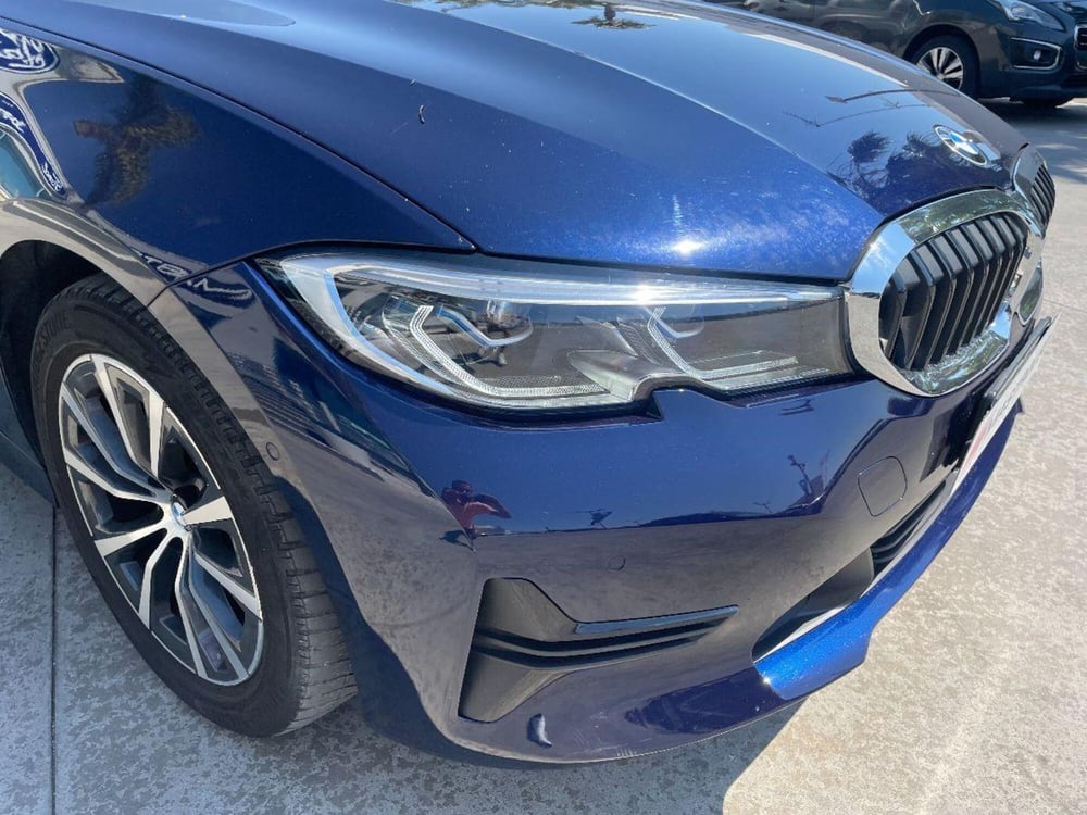 BMW Serie 3 Touring usata a Lecce (11)