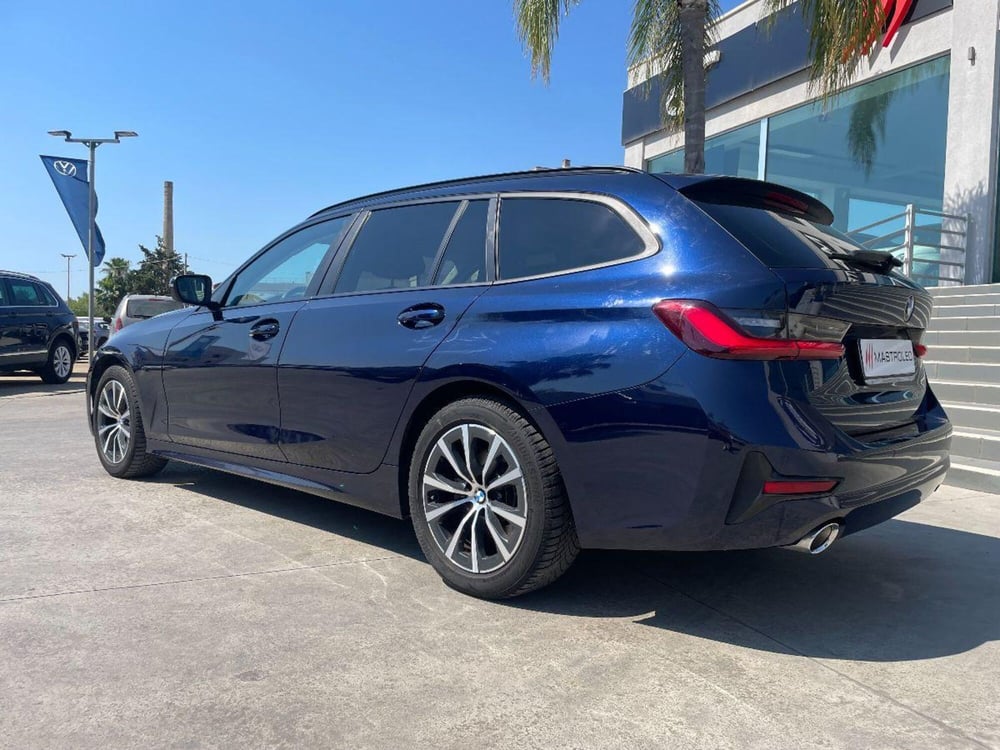BMW Serie 3 Touring usata a Lecce (17)