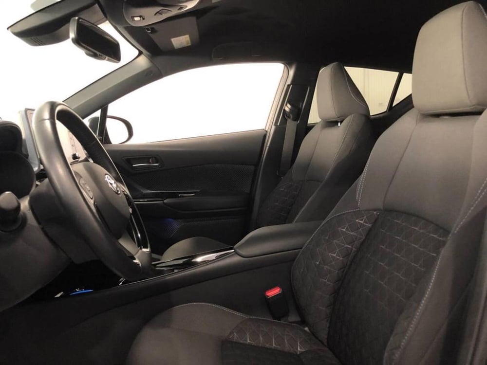 Toyota Toyota C-HR usata a Torino (11)