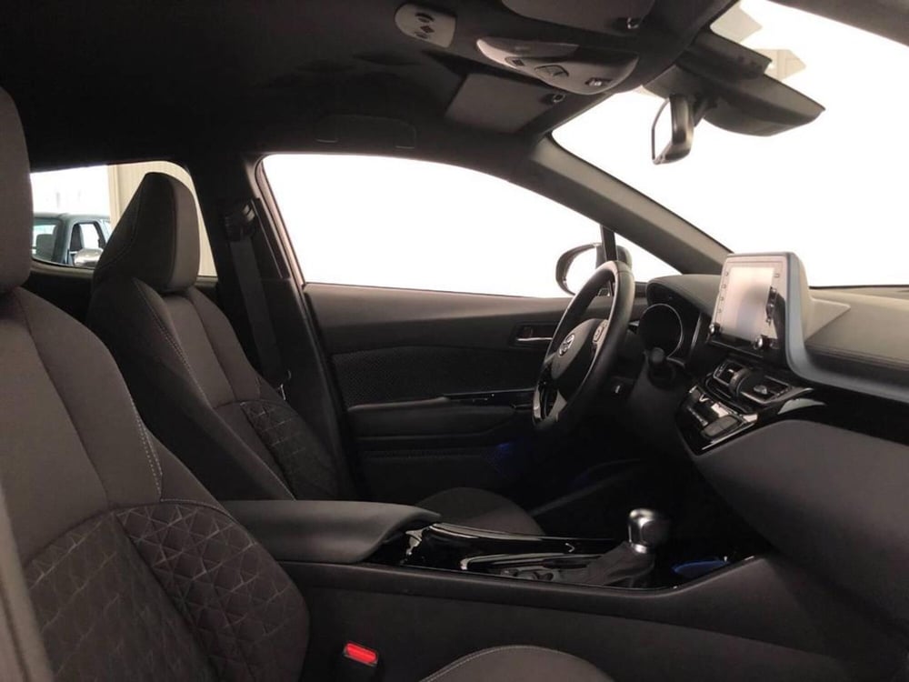 Toyota Toyota C-HR usata a Torino (7)