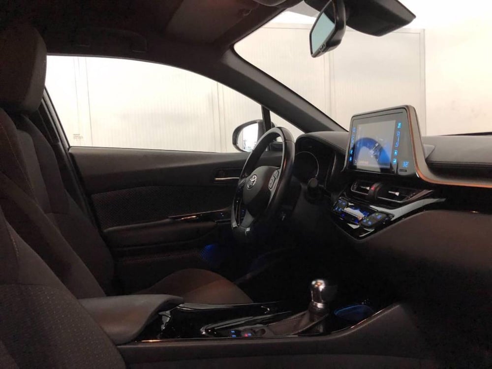 Toyota Toyota C-HR usata a Torino (8)
