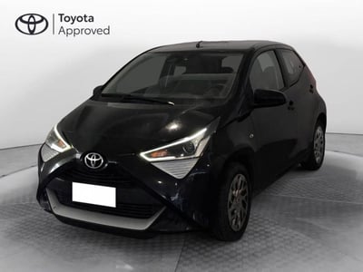 Toyota Aygo 1.0 VVT-i 72 CV 5 porte x-cool del 2021 usata a Torino