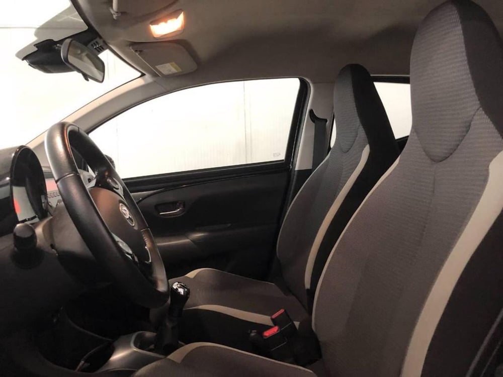 Toyota Aygo usata a Torino (11)