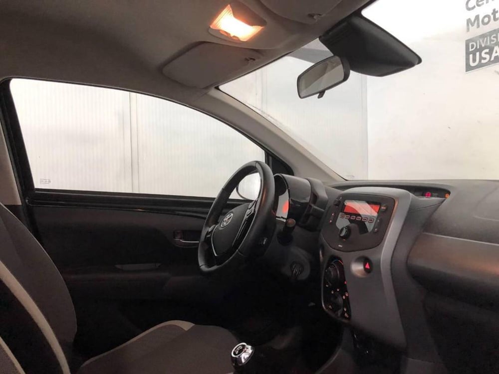 Toyota Aygo usata a Torino (8)