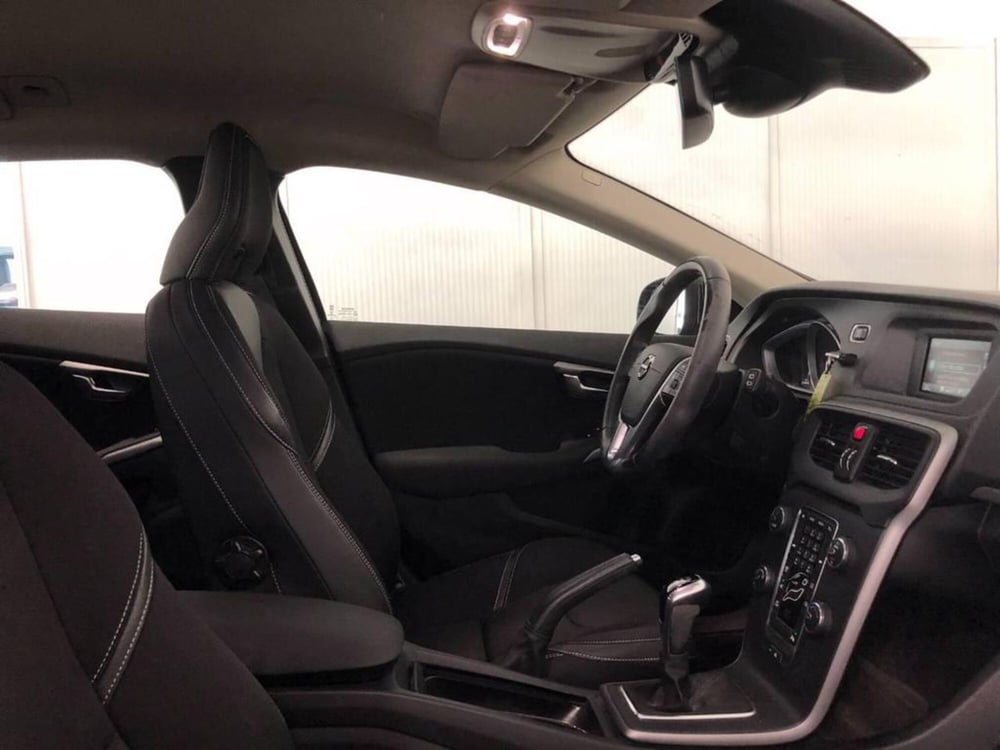 Volvo V40 usata a Torino (7)