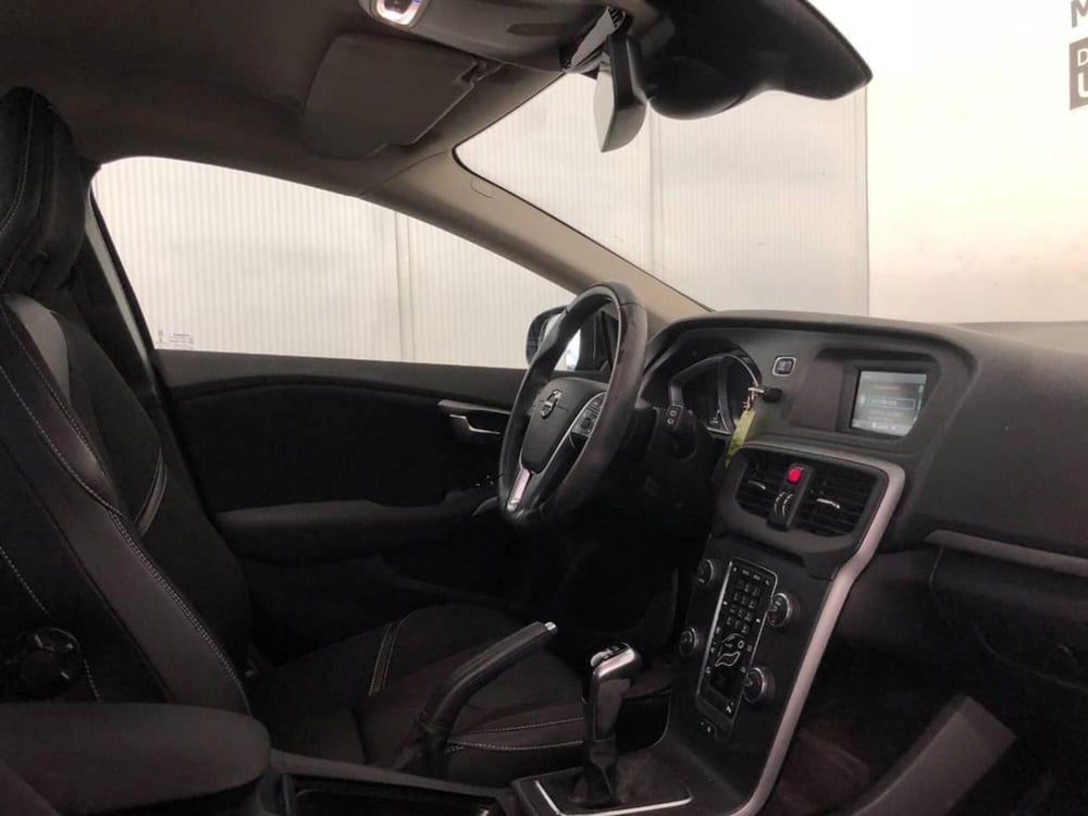 Volvo V40 usata a Torino (8)