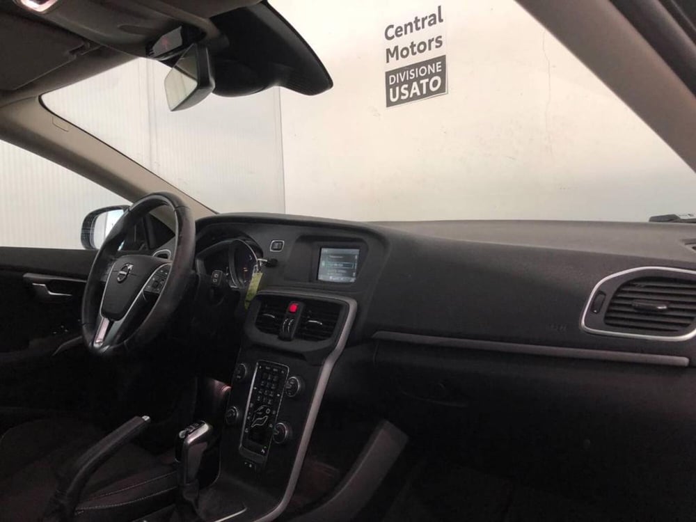Volvo V40 usata a Torino (9)