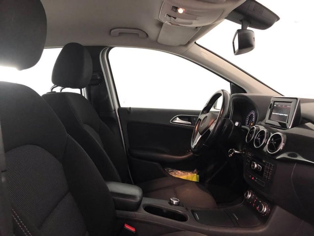 Mercedes-Benz Classe B usata a Torino (7)