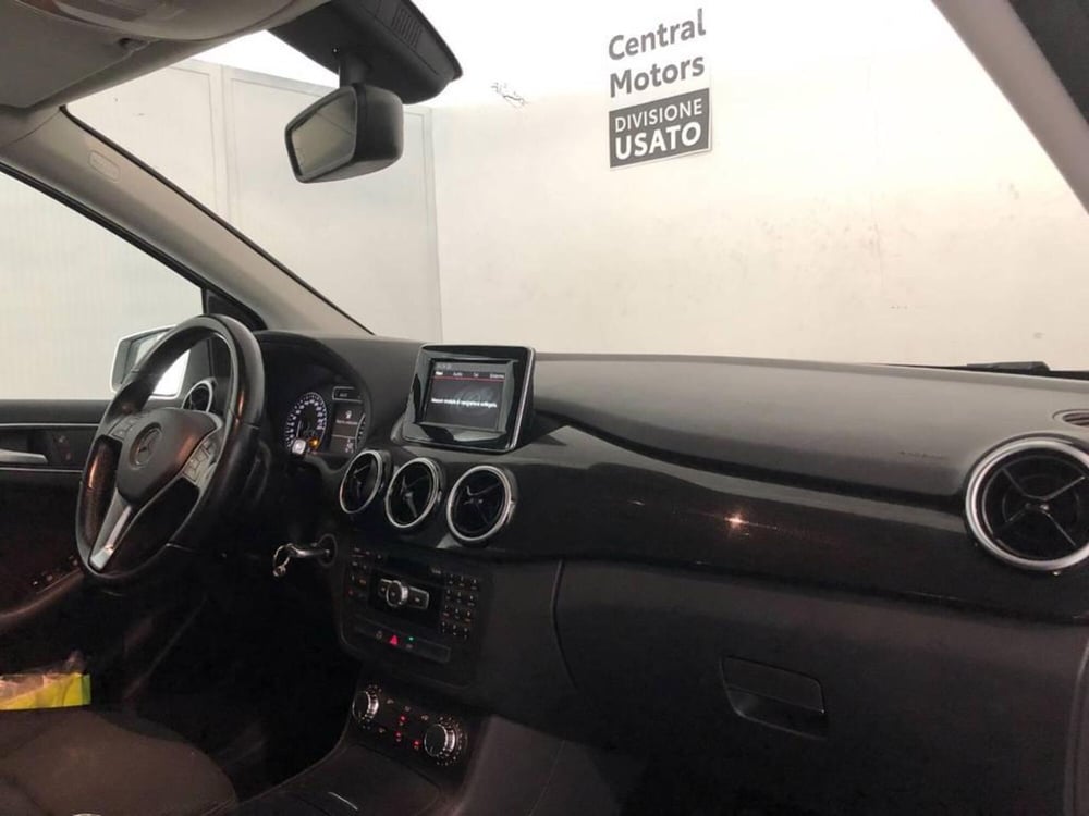 Mercedes-Benz Classe B usata a Torino (9)