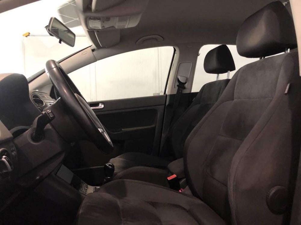 Volkswagen Golf Plus usata a Torino (11)