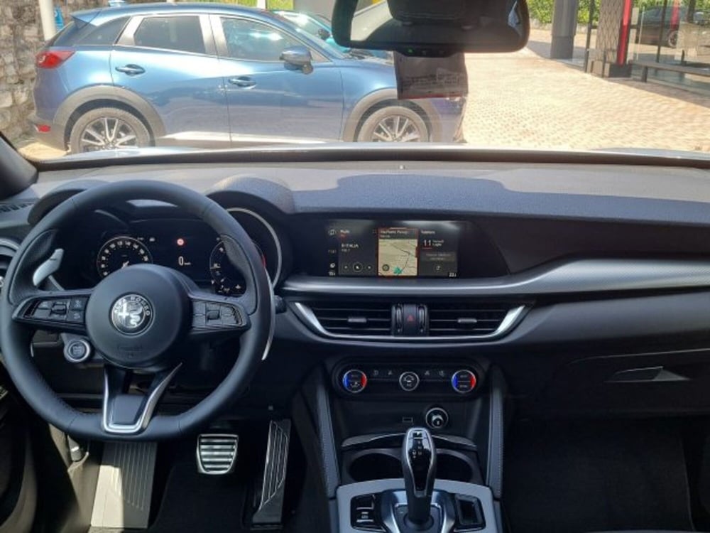 Alfa Romeo Stelvio nuova a Monza e Brianza (8)