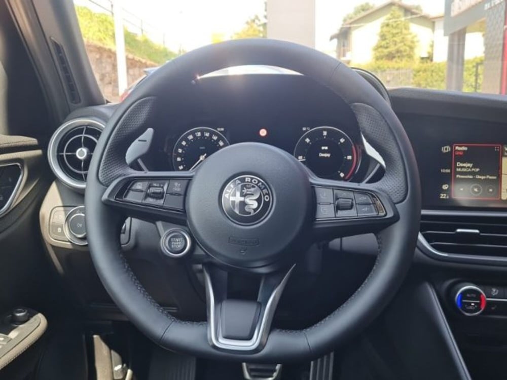 Alfa Romeo Giulia nuova a Monza e Brianza (9)