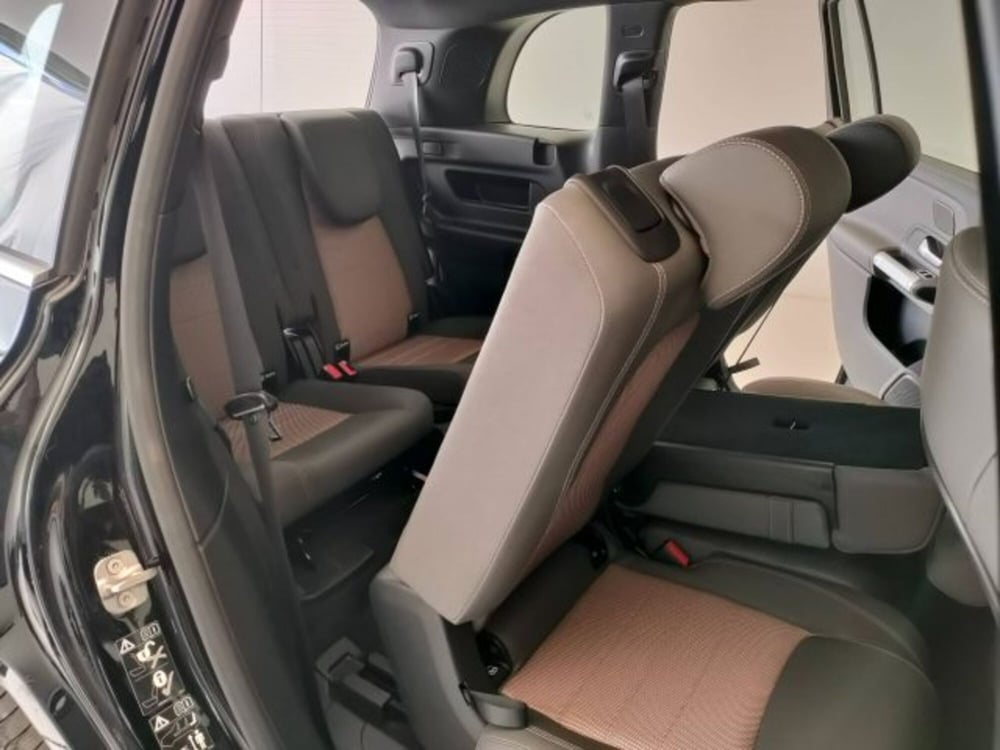 Mercedes-Benz EQB usata a Teramo (10)