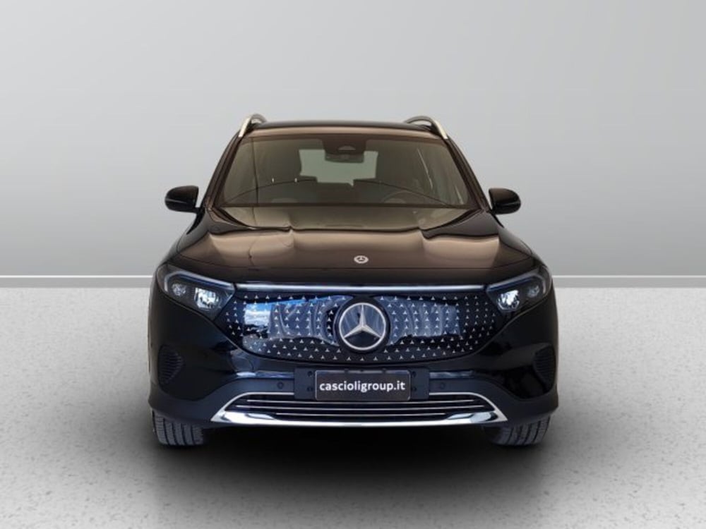 Mercedes-Benz EQB usata a Teramo (2)