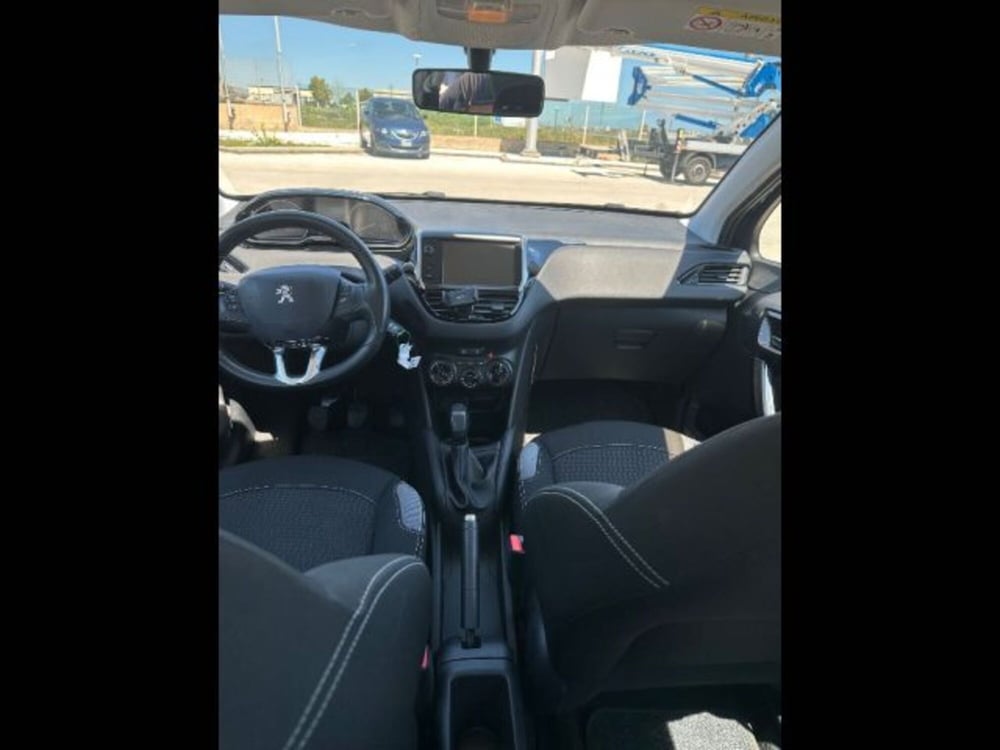 Peugeot 208 usata a Caltanissetta (11)