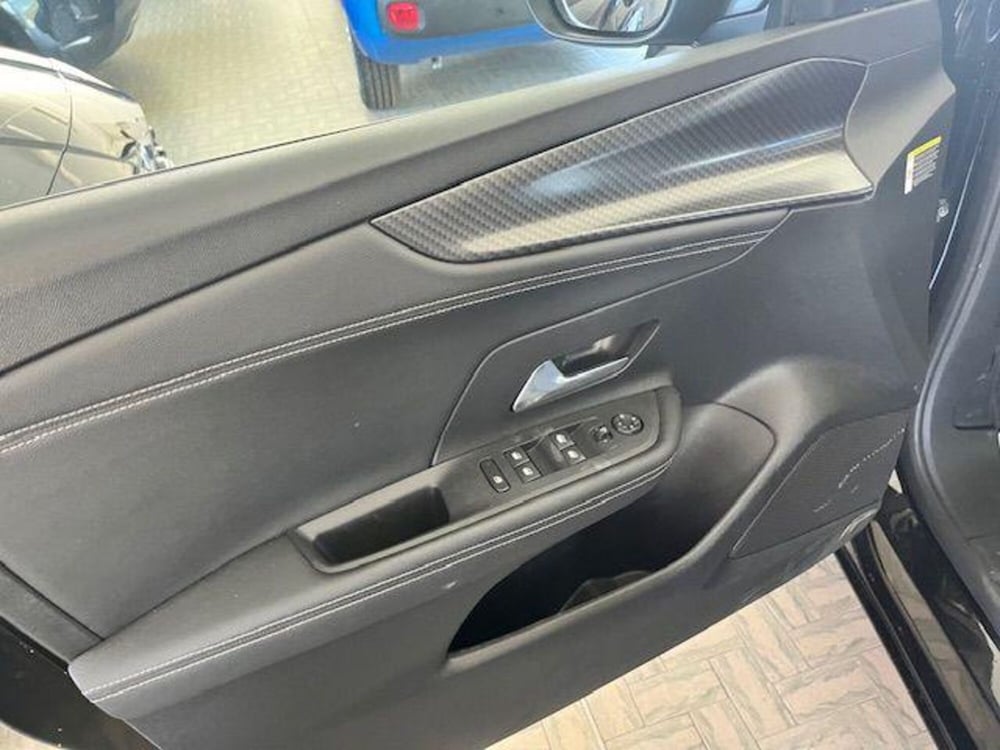 Opel Mokka usata a Verbano Cusio Ossola (9)