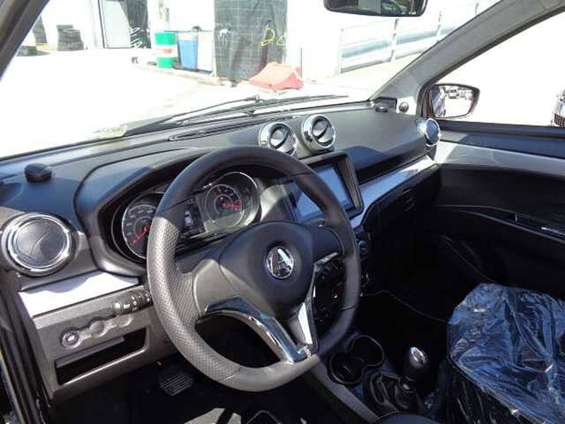 Aixam Crossover 400 nuova a Treviso (8)