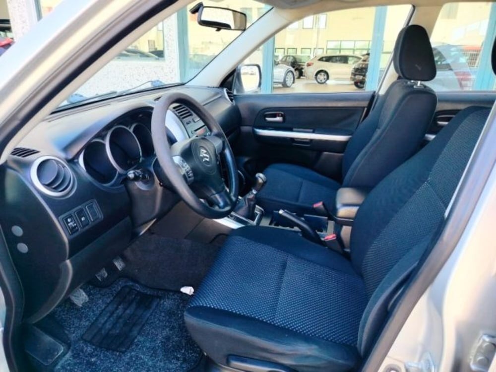 Suzuki Grand Vitara usata a Oristano (12)