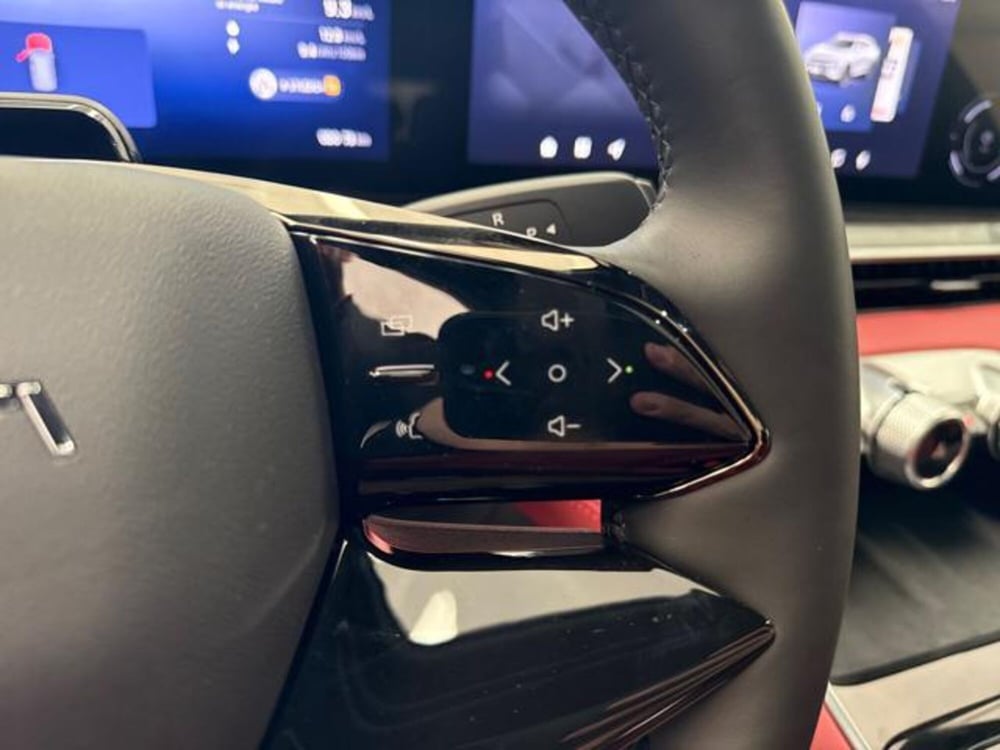 Omoda Omoda 9 nuova a Ancona (20)
