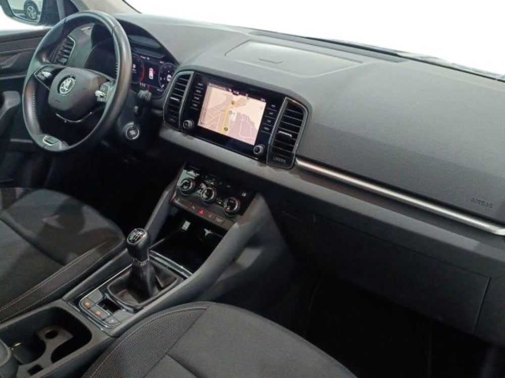 Skoda Karoq usata a Catania (9)