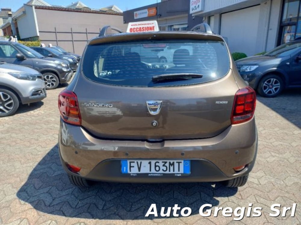 Dacia Sandero usata a Milano (4)