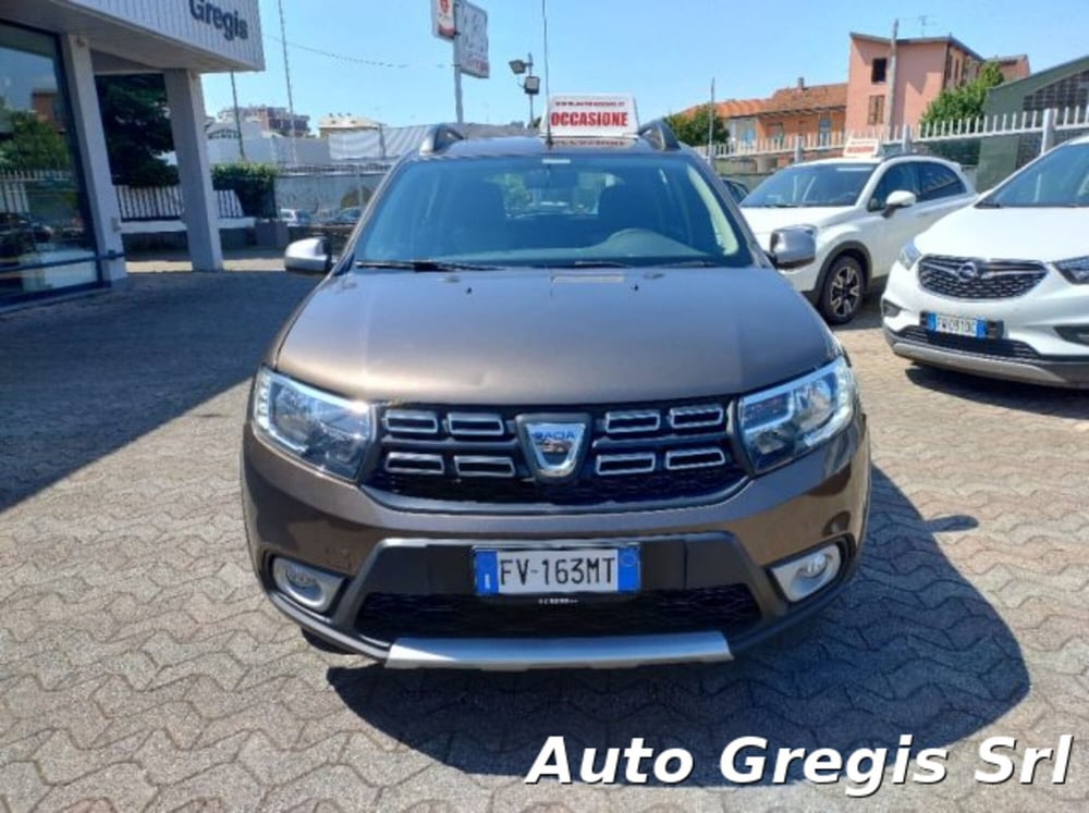 Dacia Sandero usata a Milano (8)