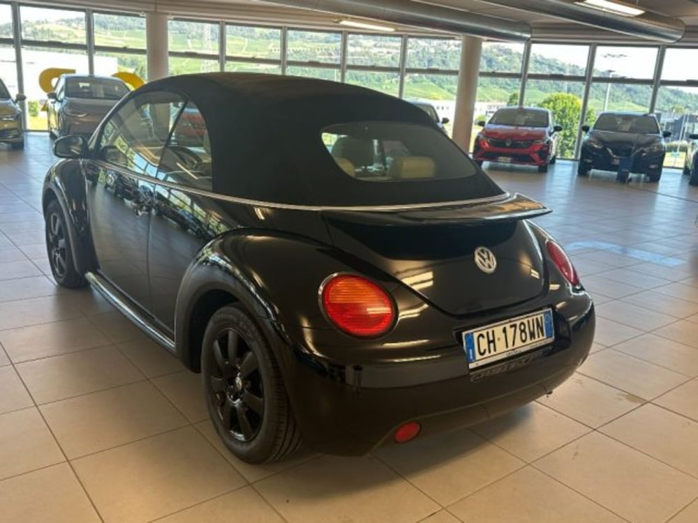 Volkswagen New Beetle Cabrio usata a Cuneo (5)